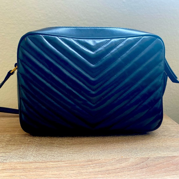 Saint Laurent Lou Medium YSL camera bag - Picture 3 of 7